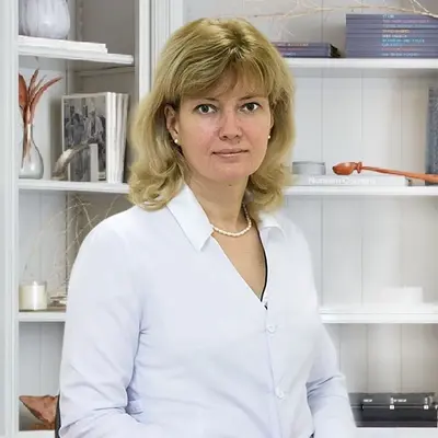 доктор Моисеенкова Ольга Леонидовна – врач психиатр-нарколог клиники «Санати» в Наволоках